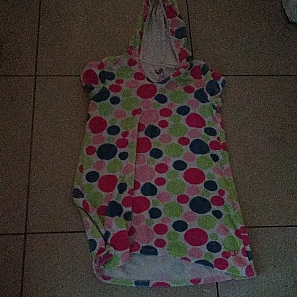Polkadoted boby towel